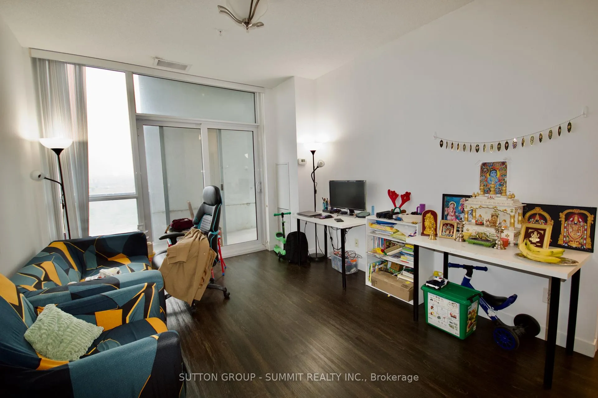 Photo 9 of Unit 1705, 2087 Fairview Street, Burlington, Freeman — HOMEH