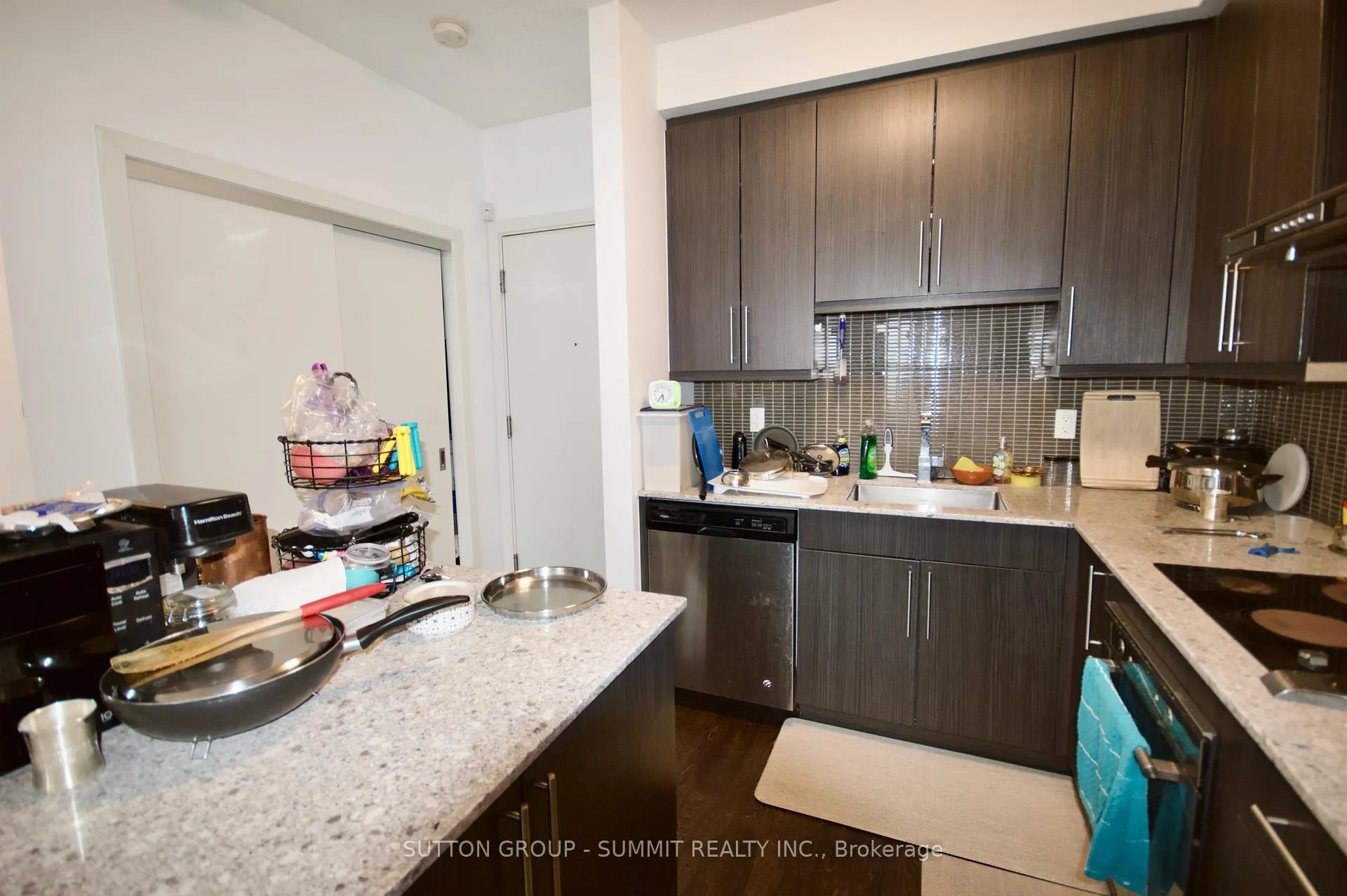 Photo 11 of Unit 1705, 2087 Fairview Street, Burlington, Freeman — HOMEH