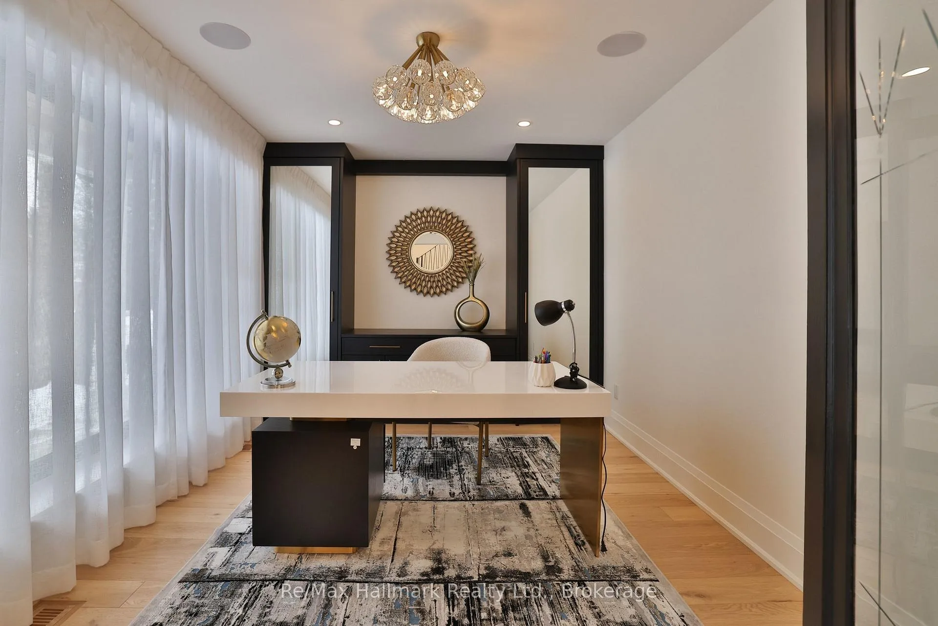 Photo 8 of 200 Chartwell Road, Oakville, Old Oakville — HOMEH