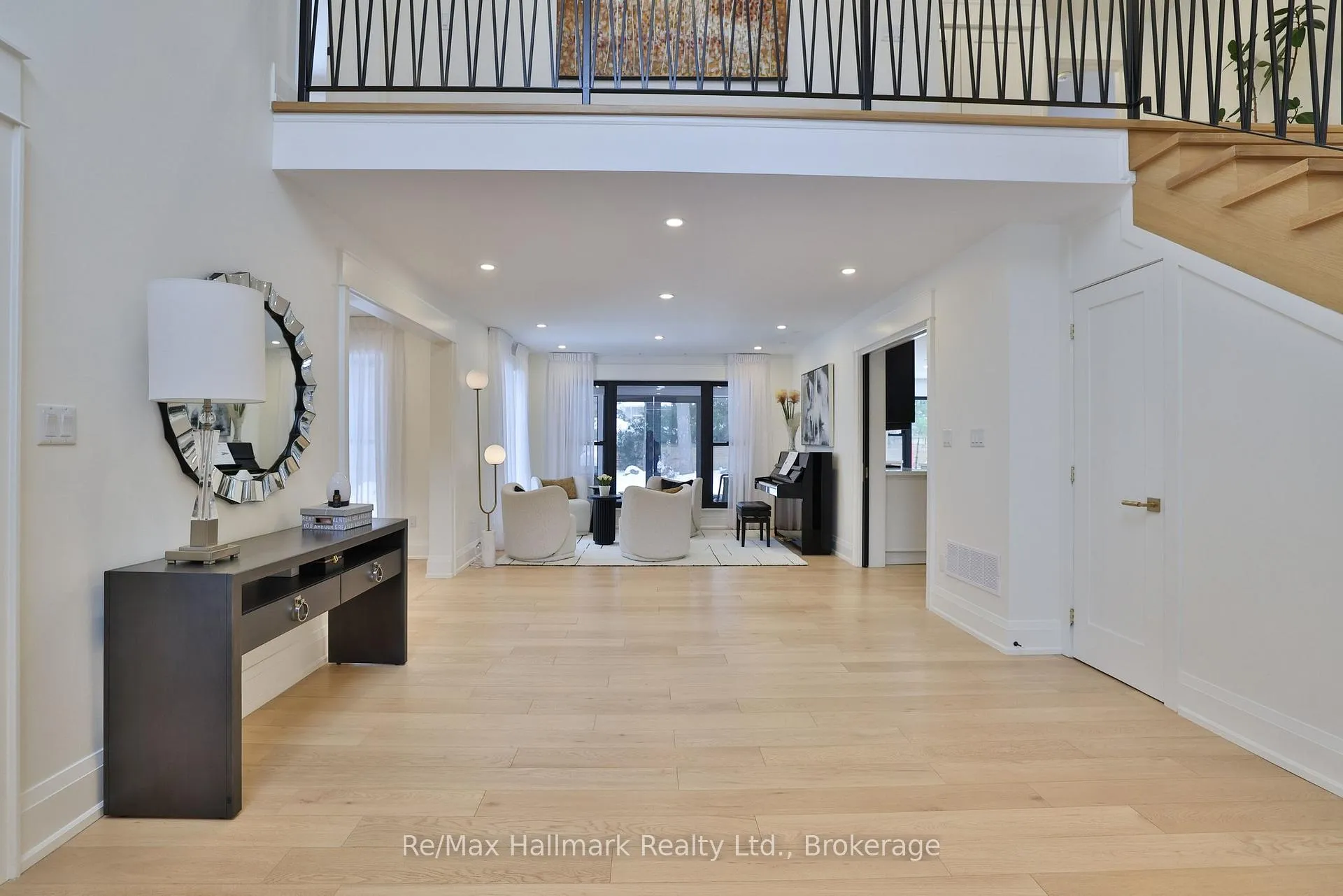 Photo 10 of 200 Chartwell Road, Oakville, Old Oakville — HOMEH