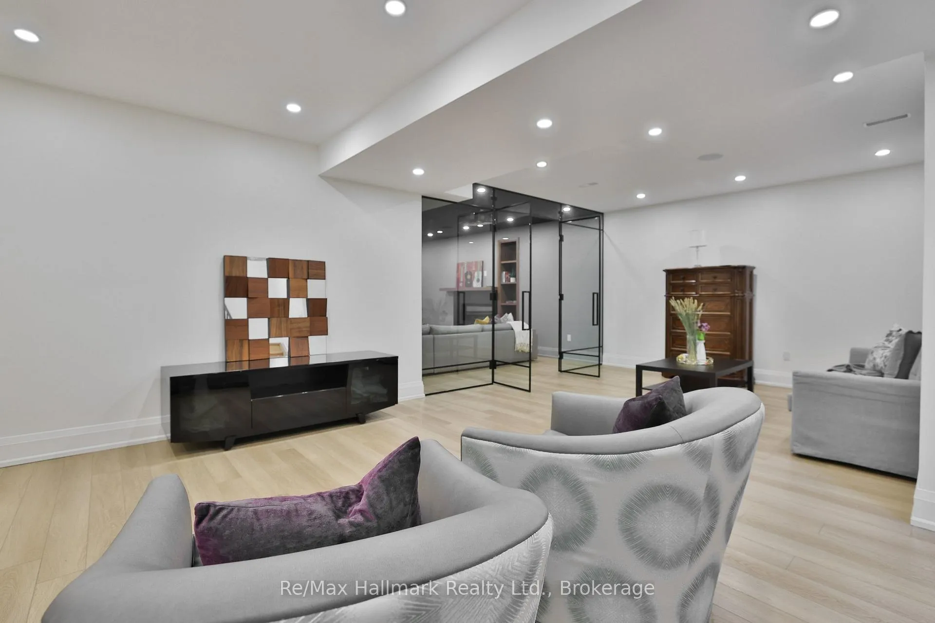 Photo 43 of 200 Chartwell Road, Oakville, Old Oakville — HOMEH