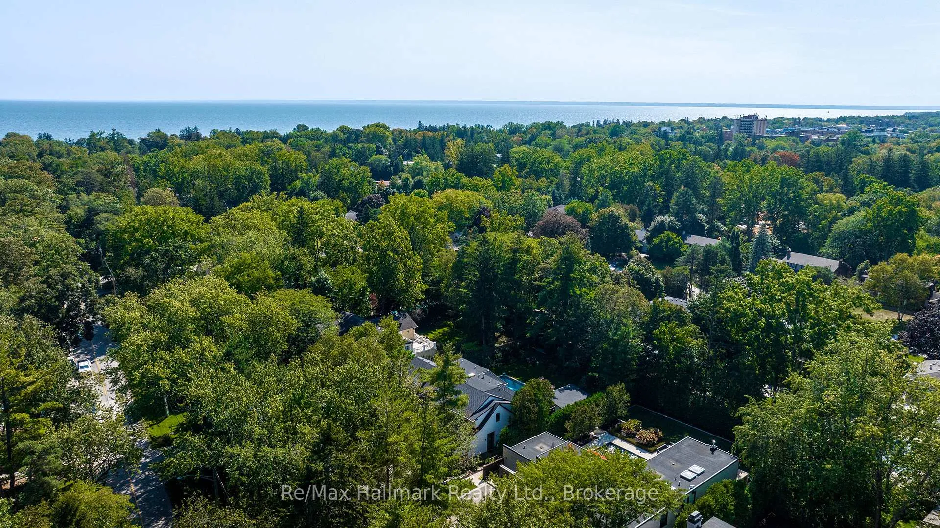 Photo 49 of 200 Chartwell Road, Oakville, Old Oakville — HOMEH