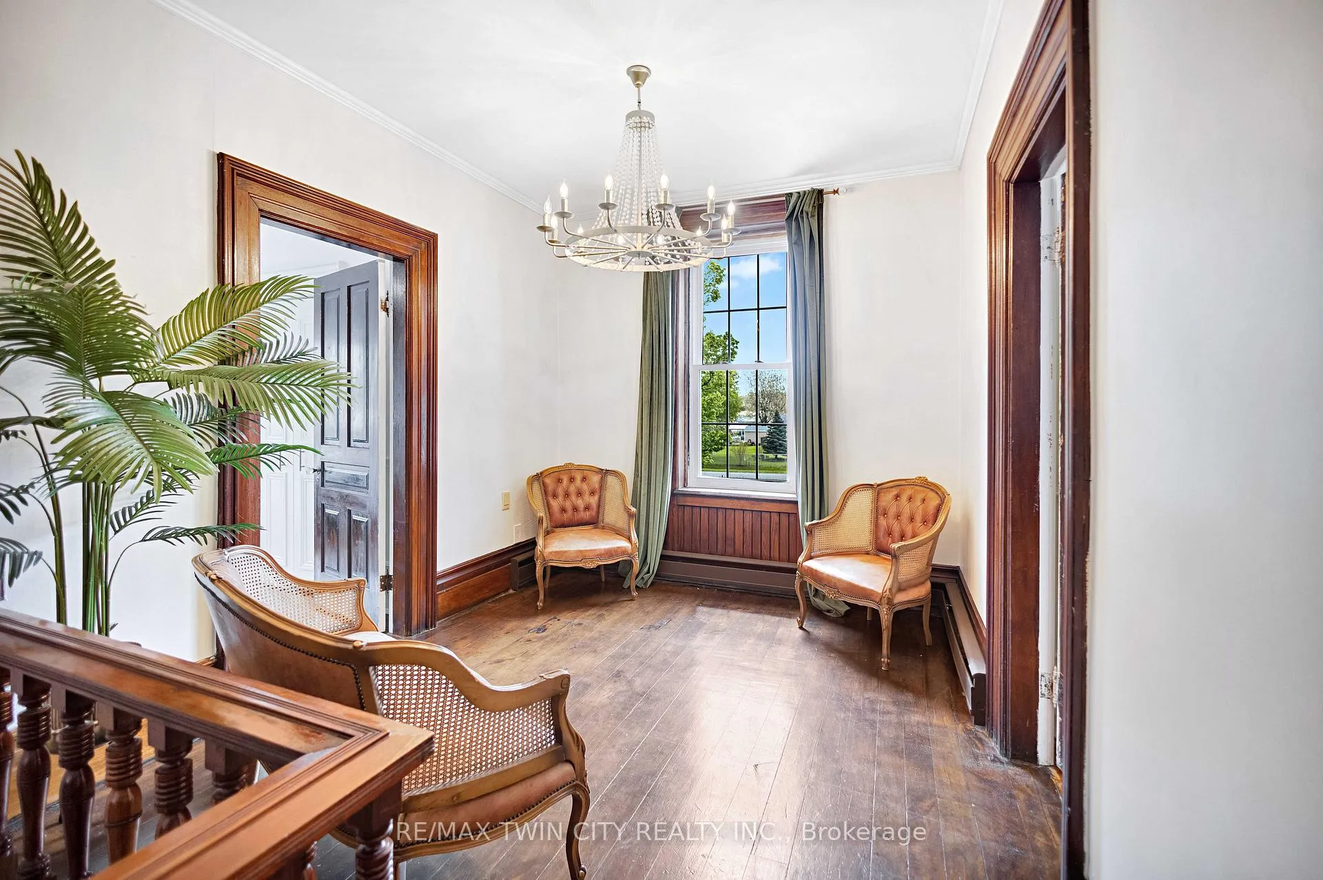 Photo 18 of 651 West Street, Norfolk, Simcoe — HOMEH