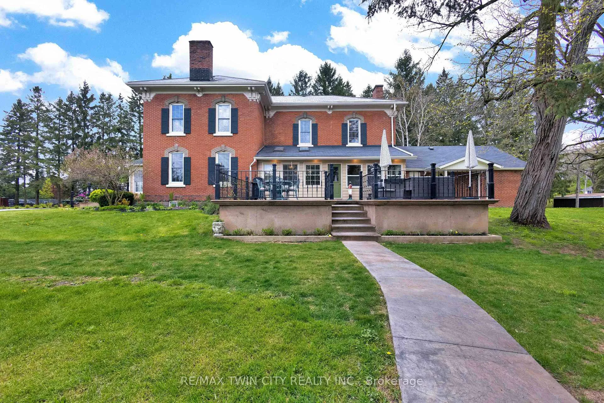 Photo 40 of 651 West Street, Norfolk, Simcoe — HOMEH