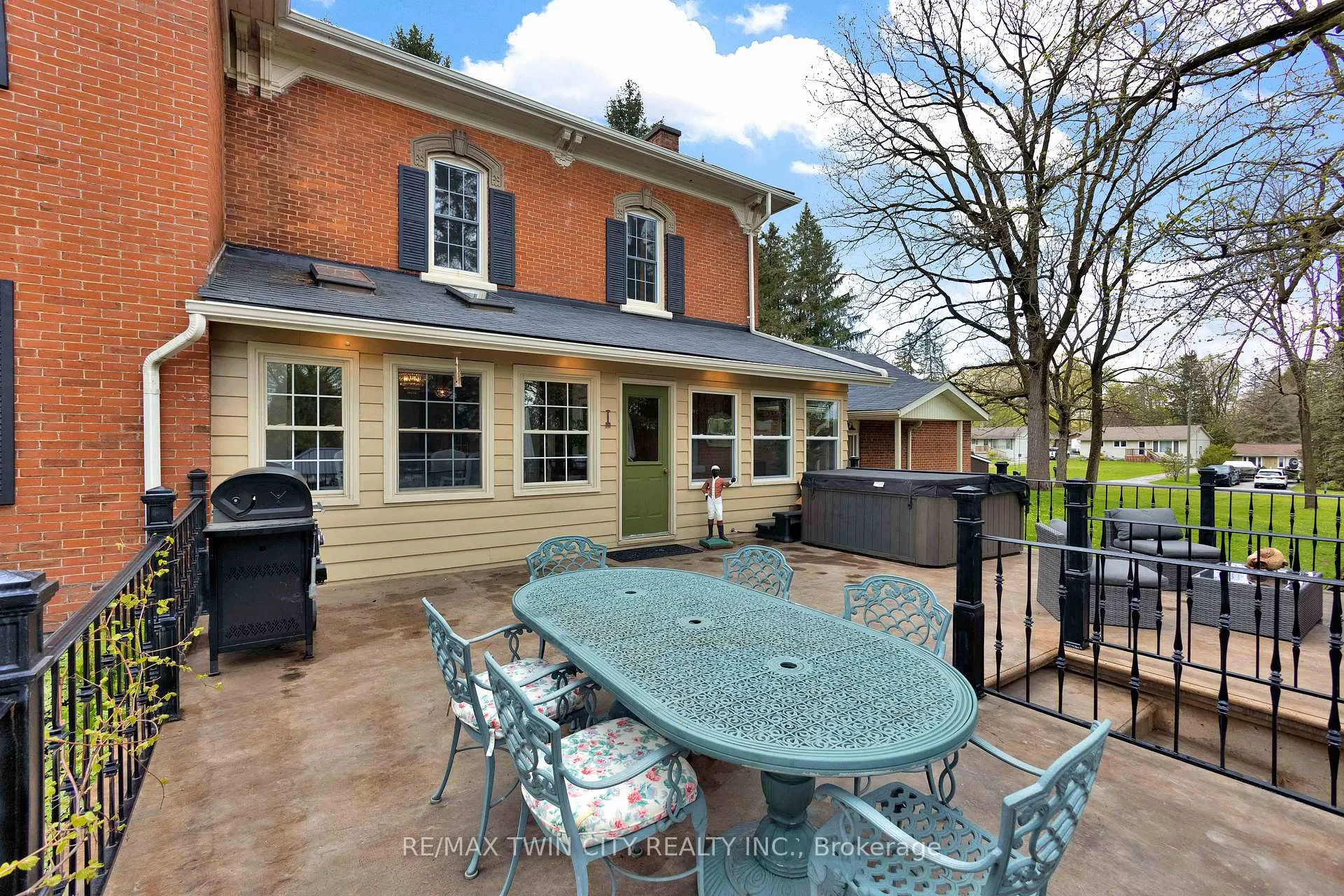 Photo 41 of 651 West Street, Norfolk, Simcoe — HOMEH
