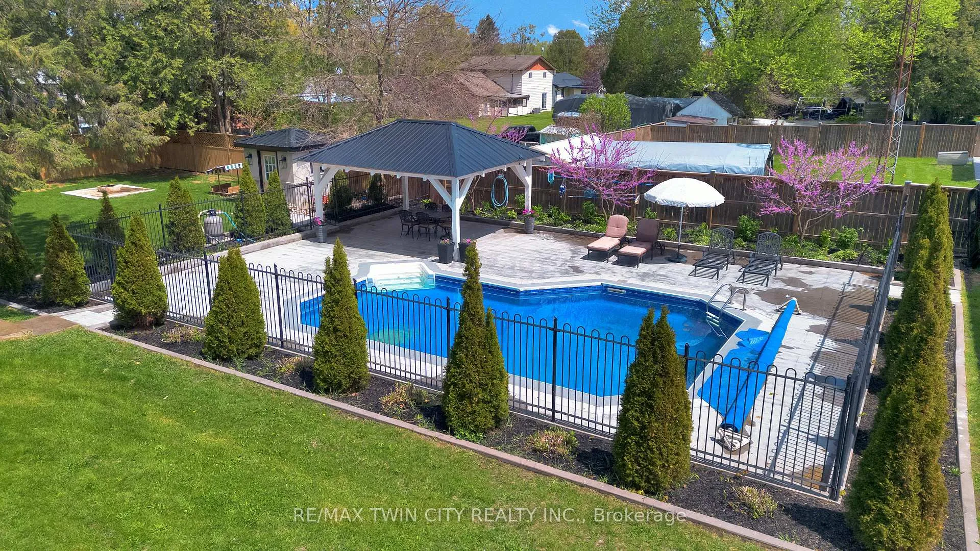 Photo 42 of 651 West Street, Norfolk, Simcoe — HOMEH