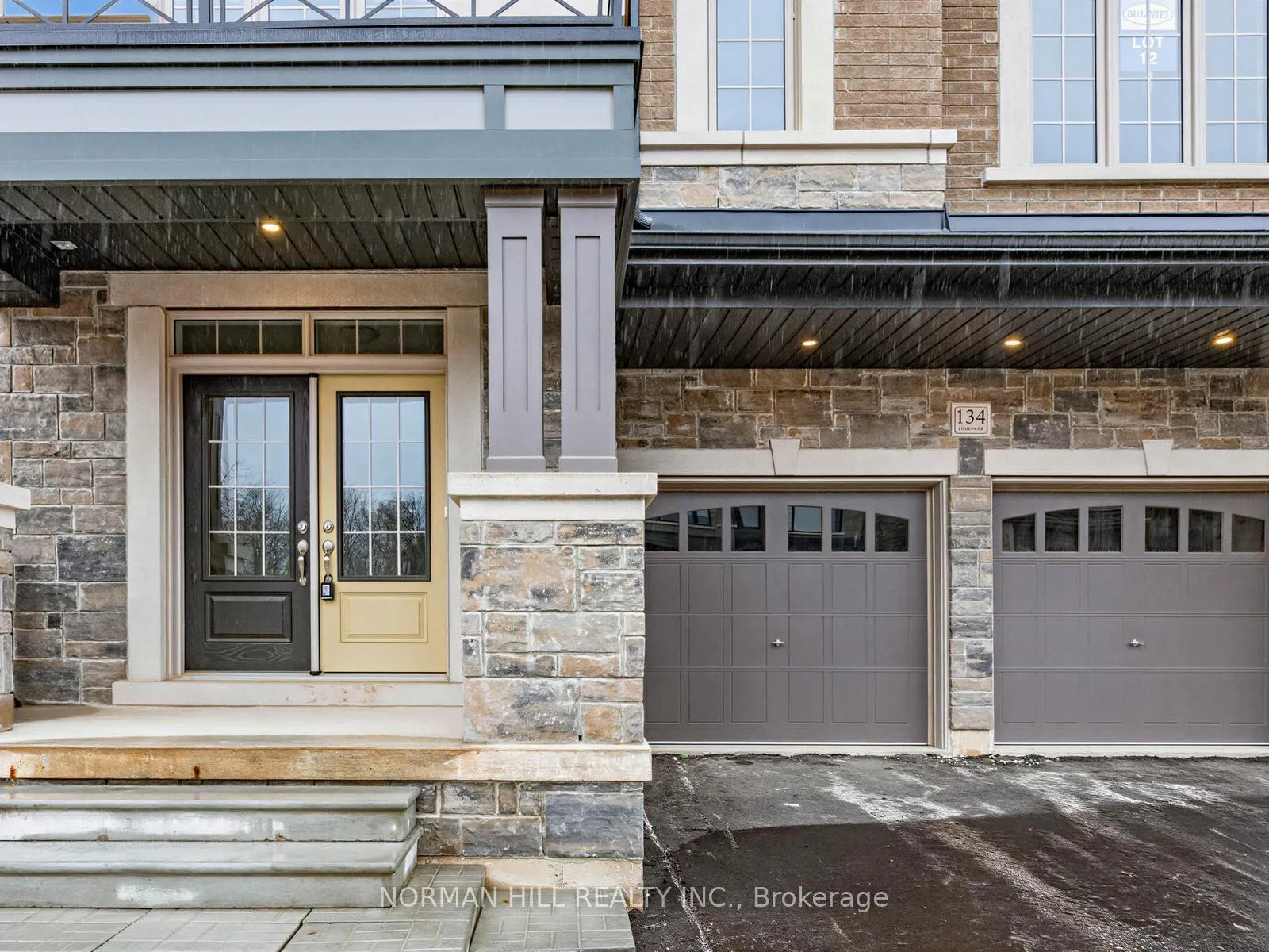 Photo 2 of 134 Antibes Drive, Brampton, Credit Valley — HOMEH