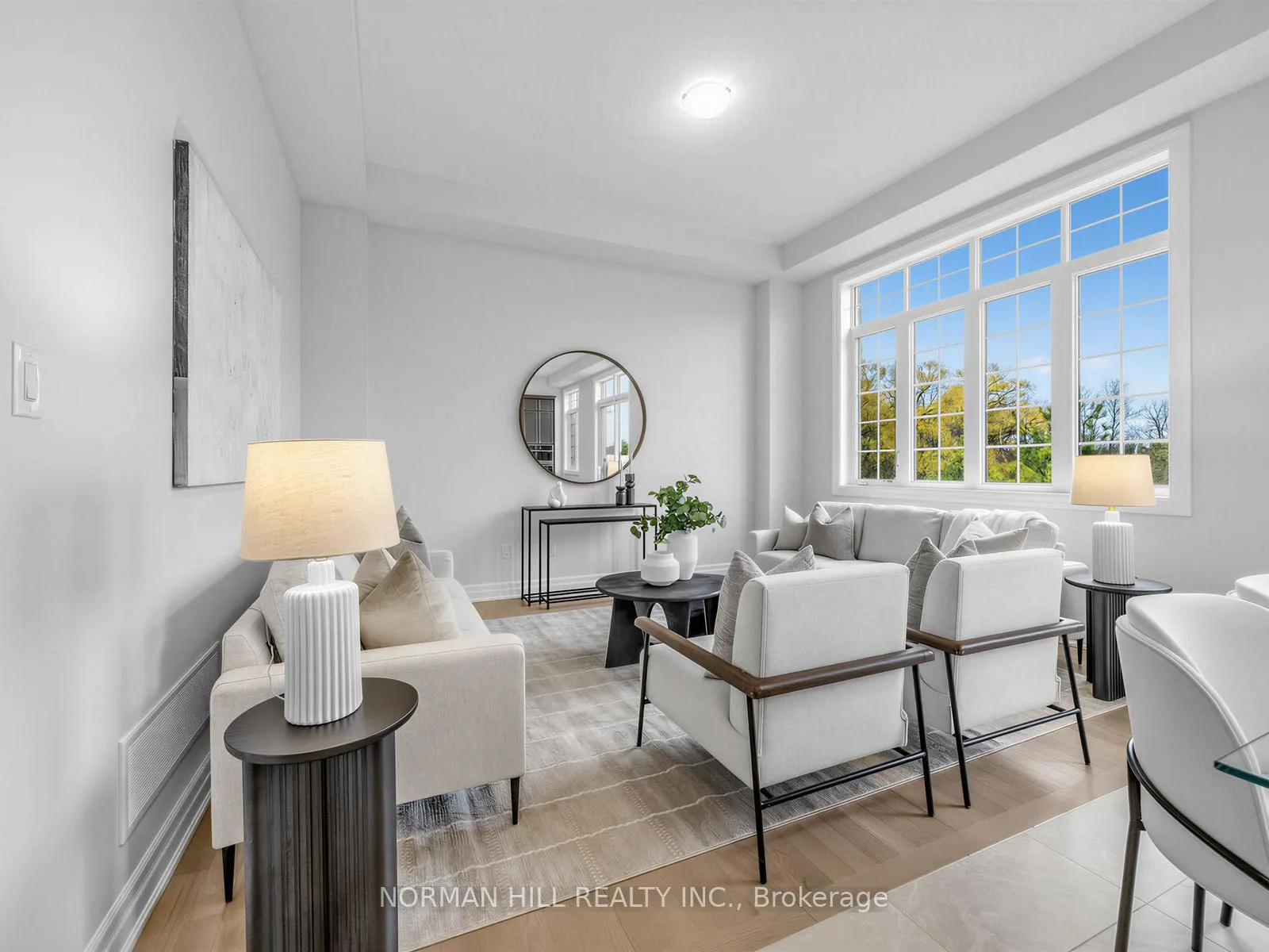 Photo 7 of 134 Antibes Drive, Brampton, Credit Valley — HOMEH