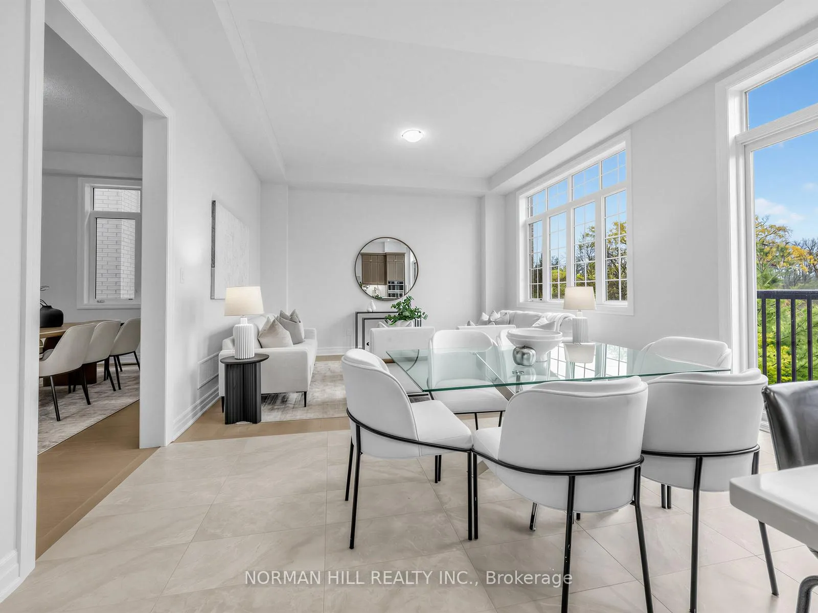 Photo 12 of 134 Antibes Drive, Brampton, Credit Valley — HOMEH