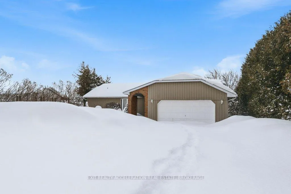 Front of 4325 County Rd 9