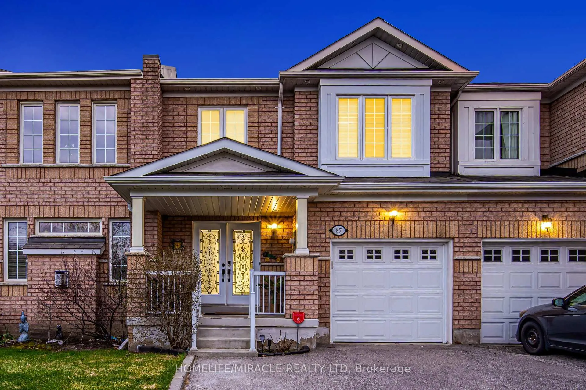Front of 87 Spicebush Terrace