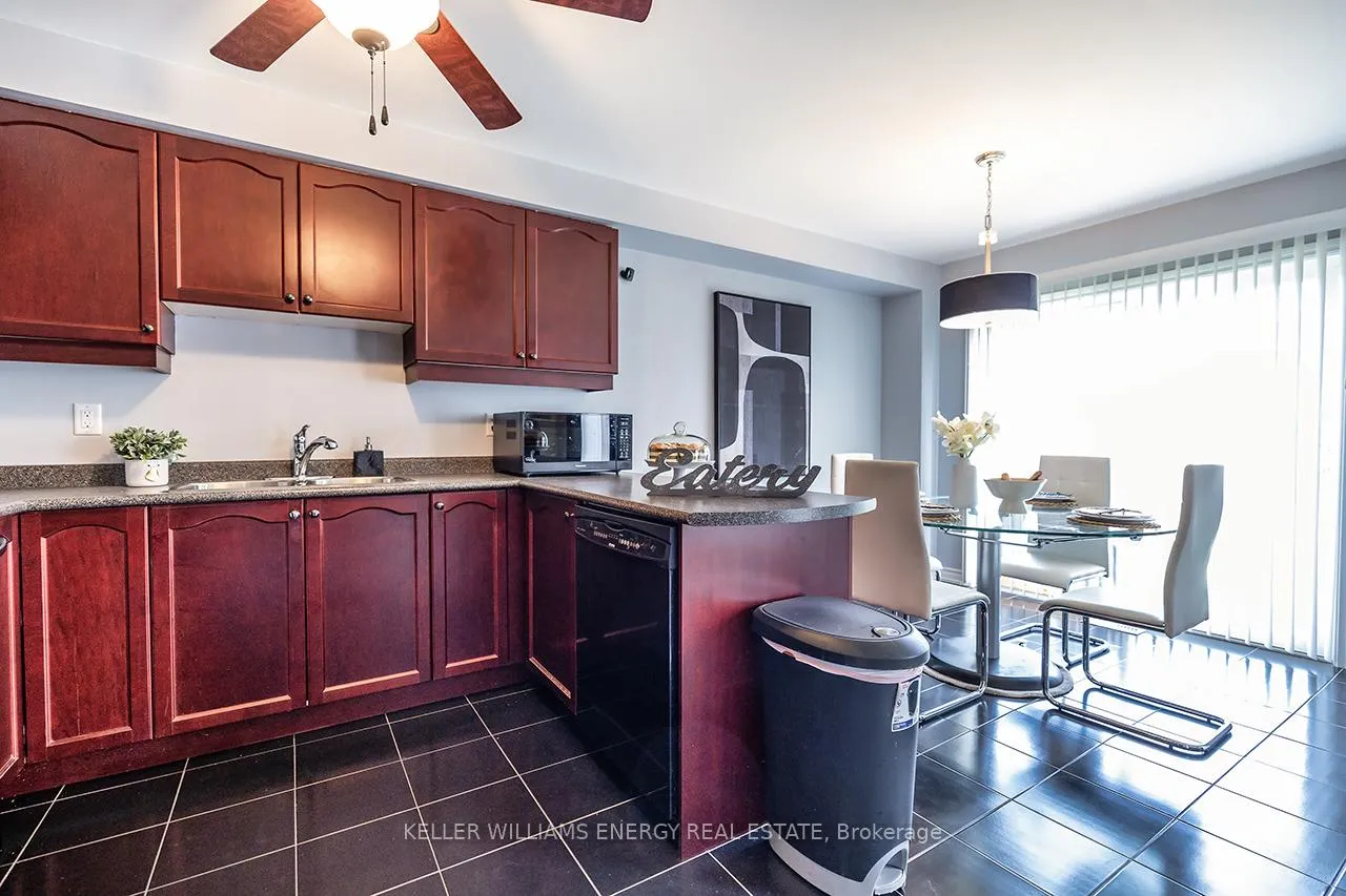 Photo 21 of 49 Harkness Drive, Whitby, Rolling Acres — HOMEH