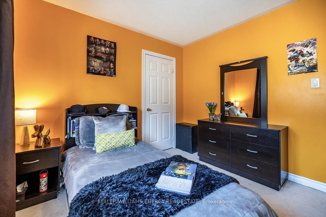 Photo 31 of 49 Harkness Drive, Whitby, Rolling Acres — HOMEH