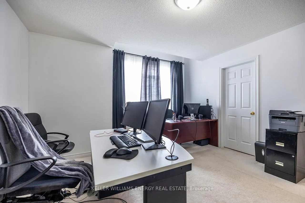 Photo 34 of 49 Harkness Drive, Whitby, Rolling Acres — HOMEH