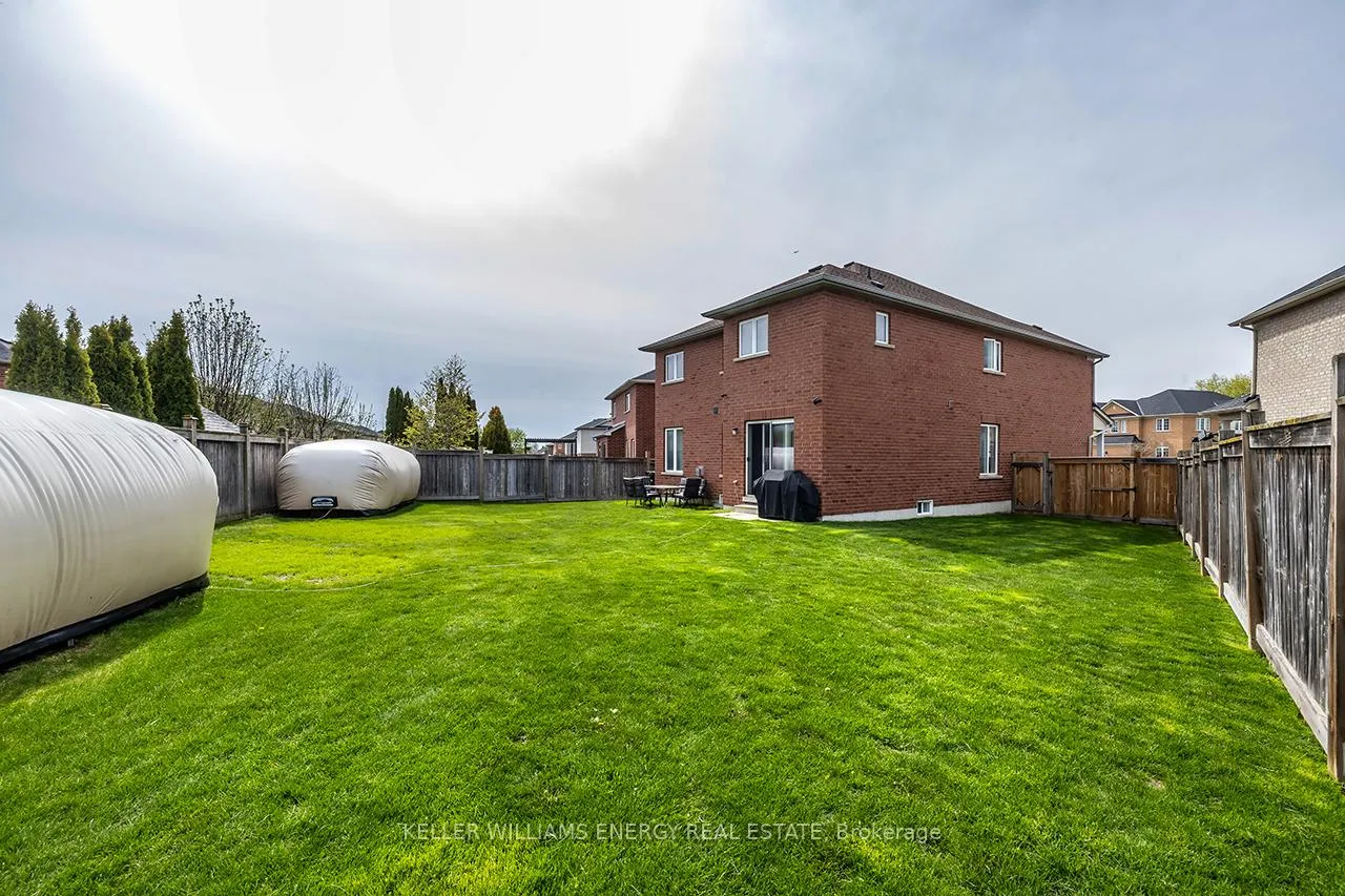 Photo 47 of 49 Harkness Drive, Whitby, Rolling Acres — HOMEH