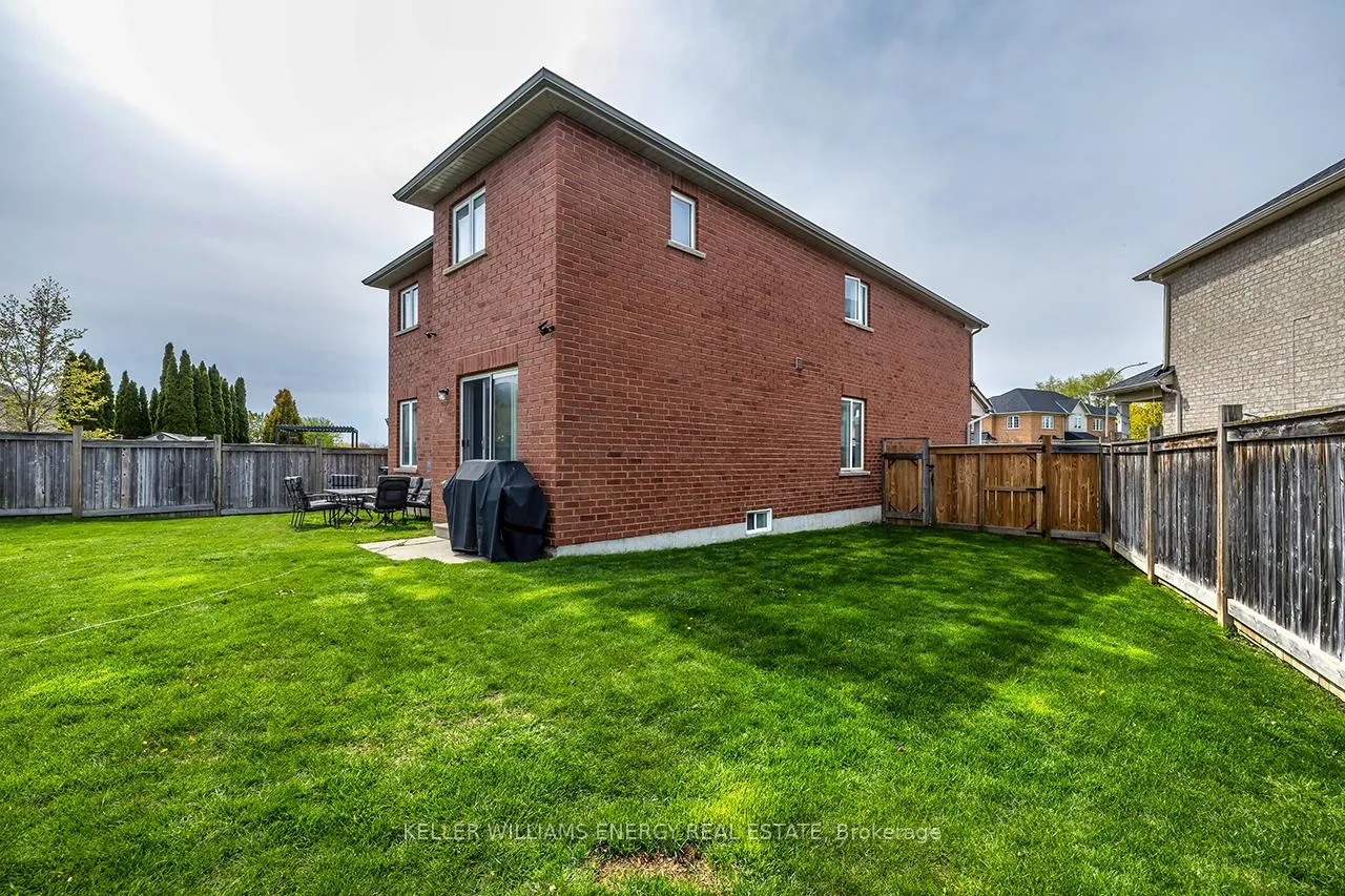 Photo 48 of 49 Harkness Drive, Whitby, Rolling Acres — HOMEH