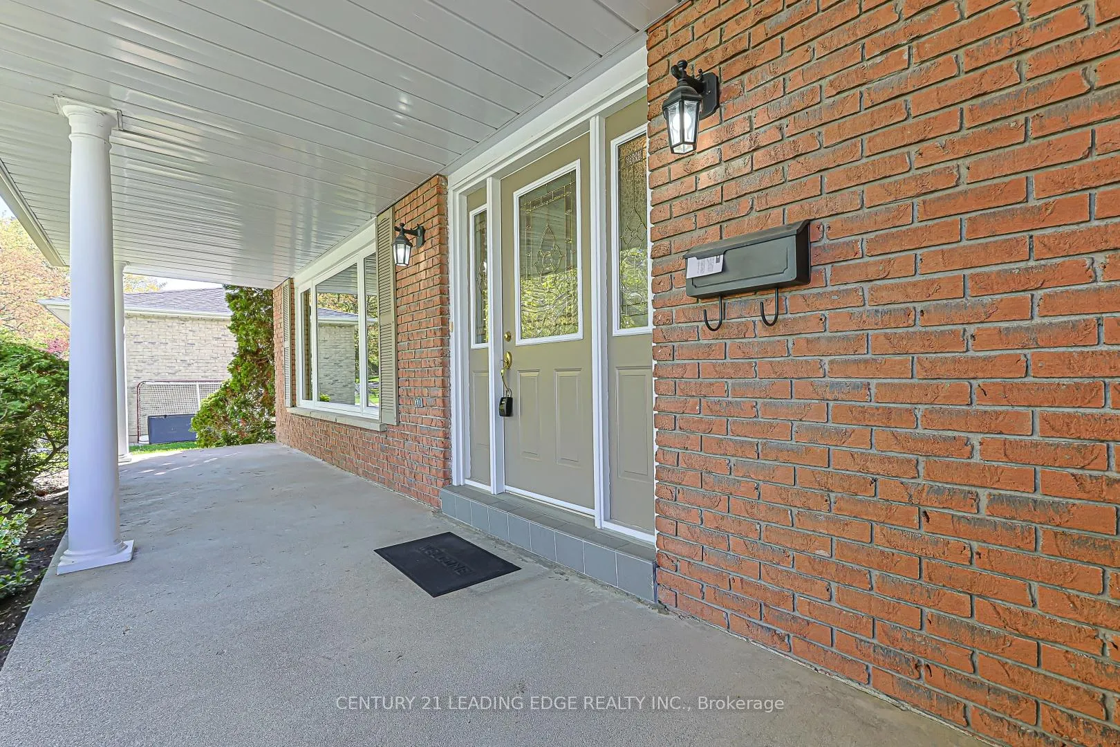 Photo 3 of 37 John Dexter Place, Markham, Sherwood-Amberglen — HOMEH