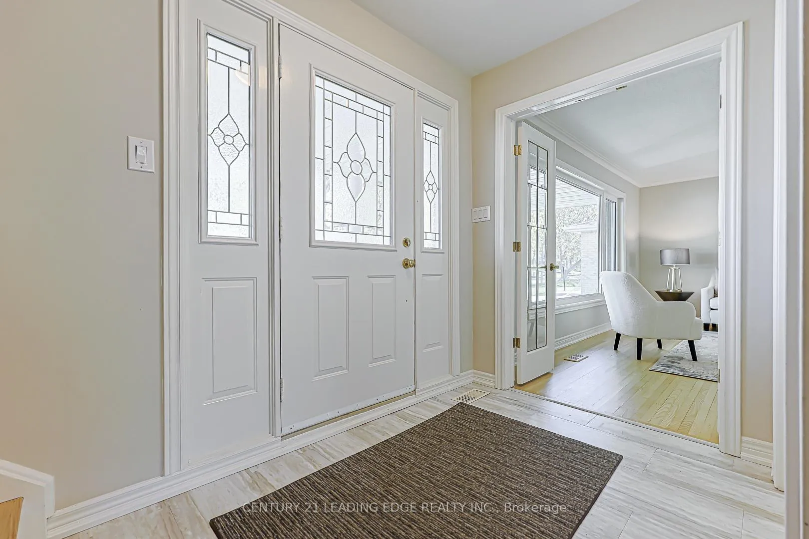 Photo 4 of 37 John Dexter Place, Markham, Sherwood-Amberglen — HOMEH