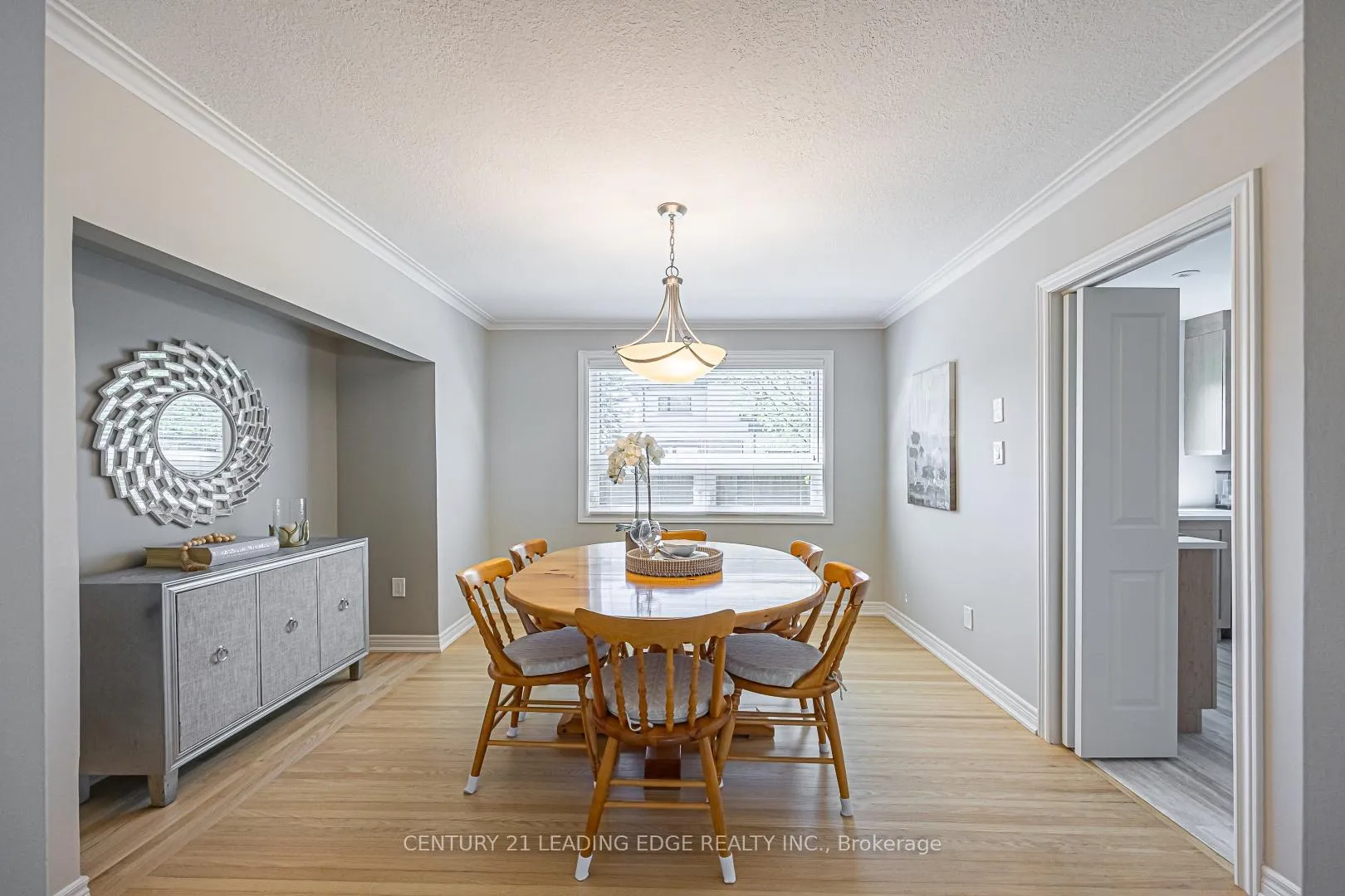 Photo 8 of 37 John Dexter Place, Markham, Sherwood-Amberglen — HOMEH