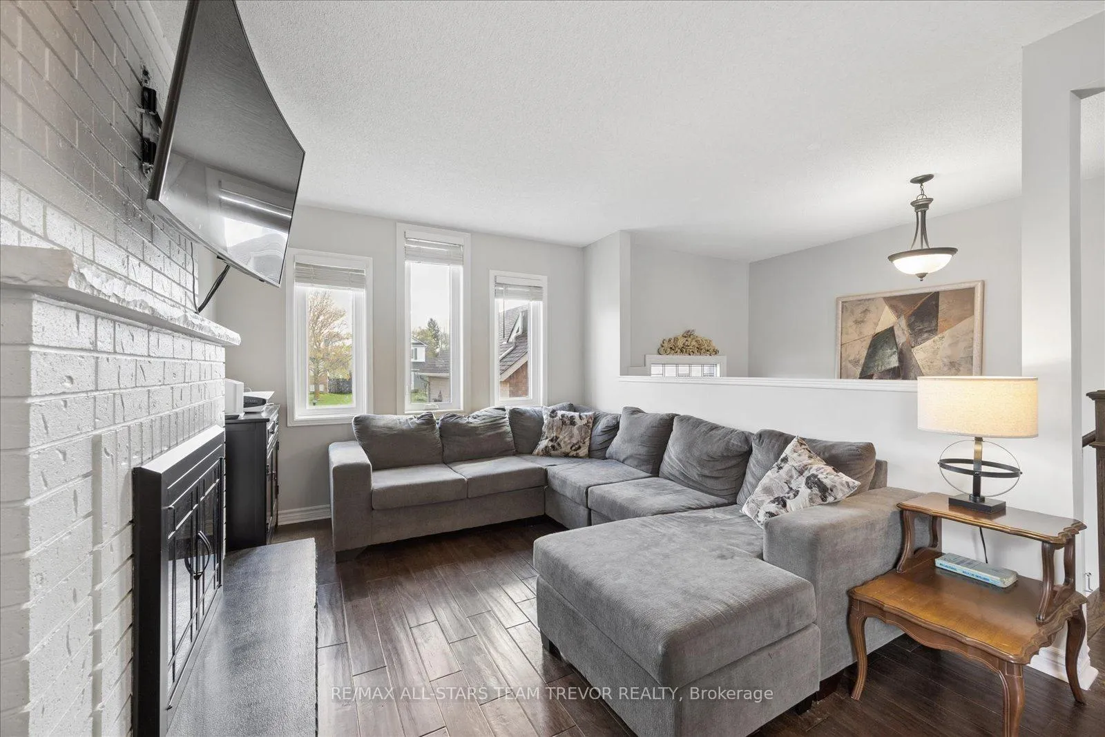 Photo 6 of 106 Carrick Avenue, Georgina, Keswick North — HOMEH