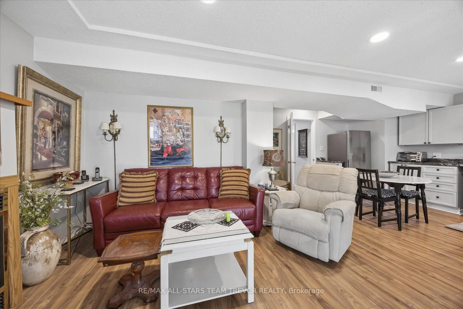 Photo 25 of 106 Carrick Avenue, Georgina, Keswick North — HOMEH