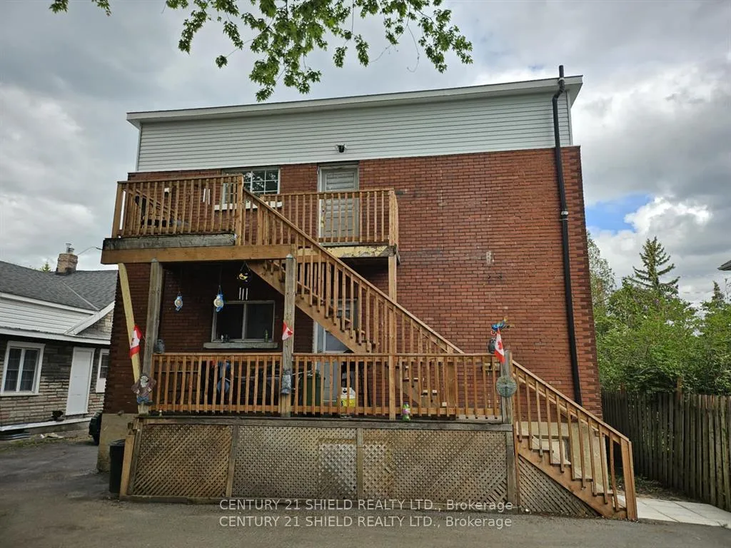Photo 3 of 507-509 2nd Street E, Cornwall — HOMEH
