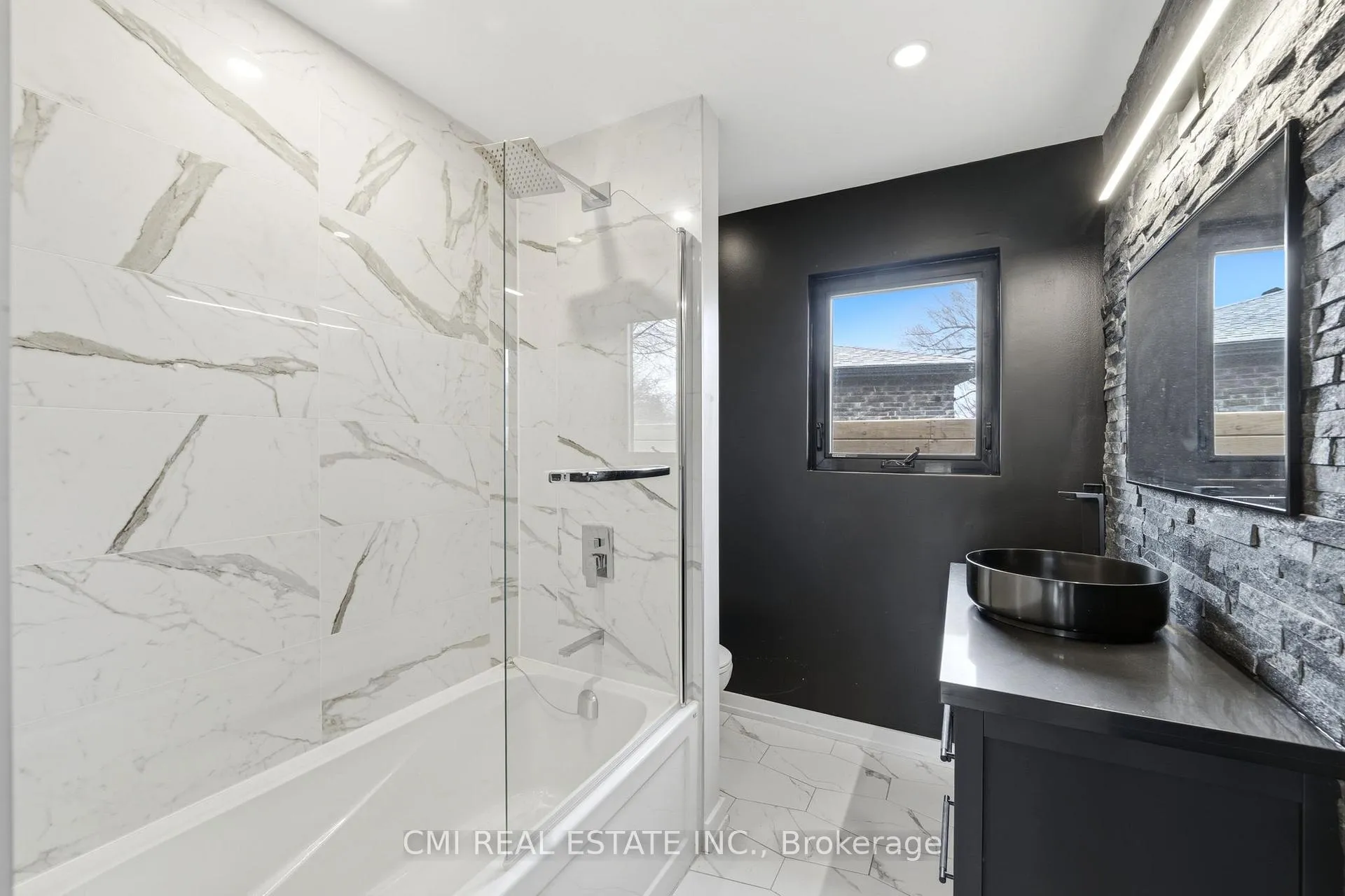Photo 17 of 23 Logstone Crescent, Scarborough, Morningside — HOMEH