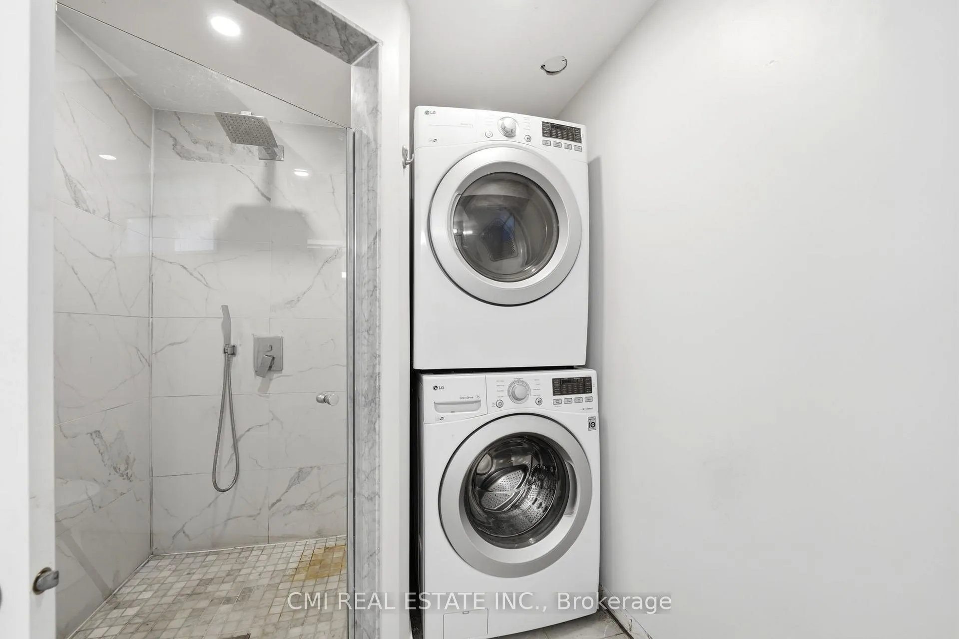 Photo 22 of 23 Logstone Crescent, Scarborough, Morningside — HOMEH