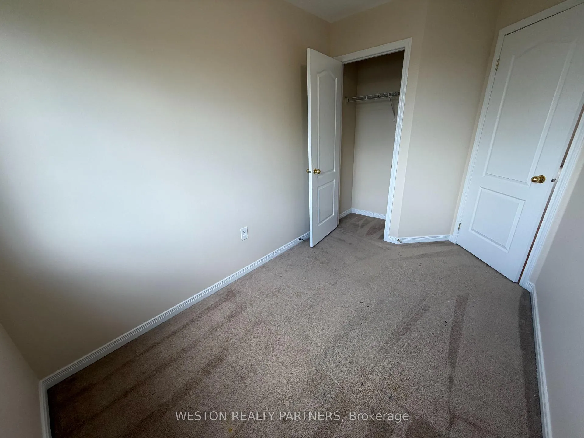 Photo 11 of 53 Denison Avenue, Brampton, Downtown Brampton — HOMEH