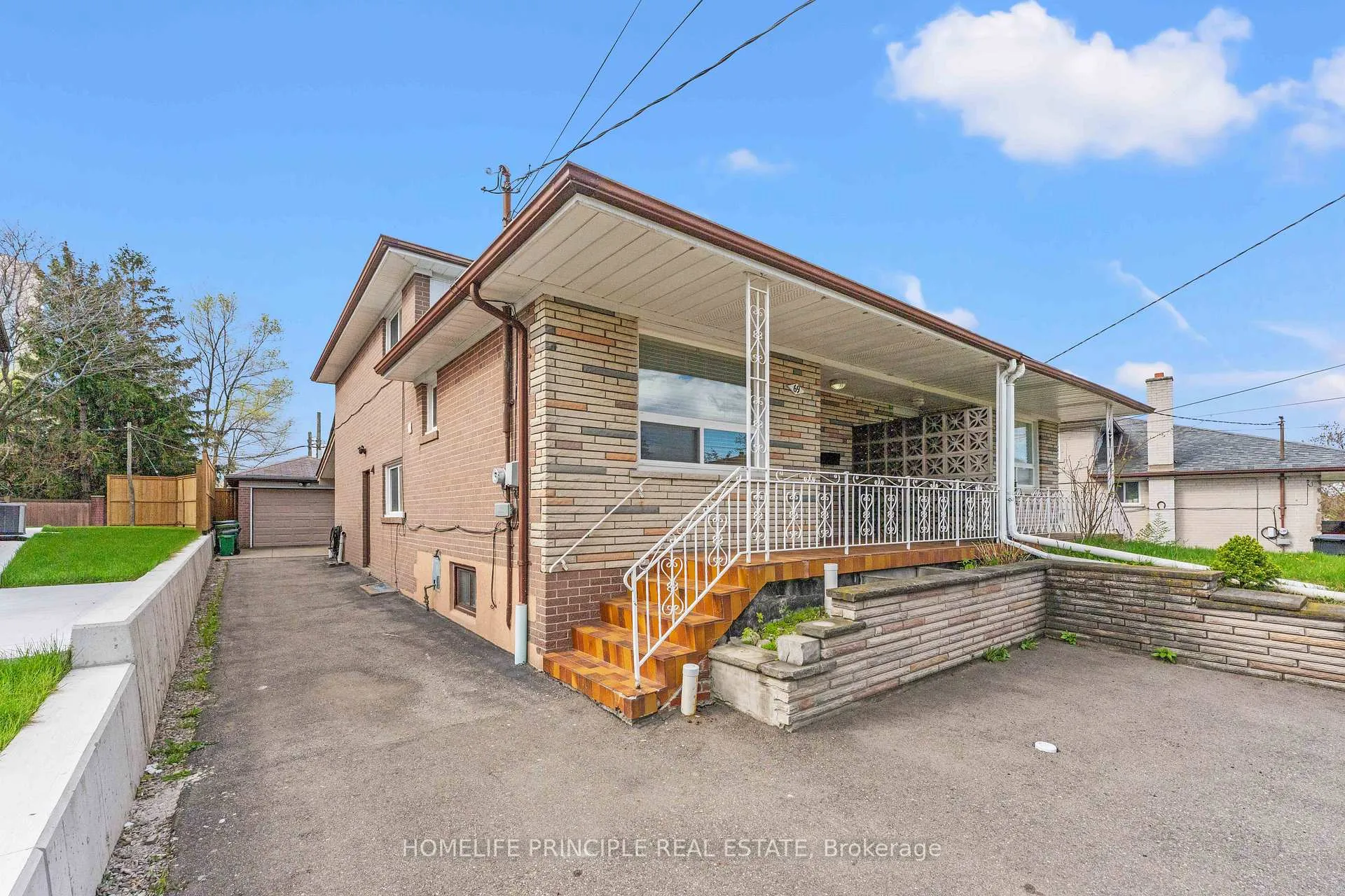 Front of Unit Basement, 69 Wintergreen Road