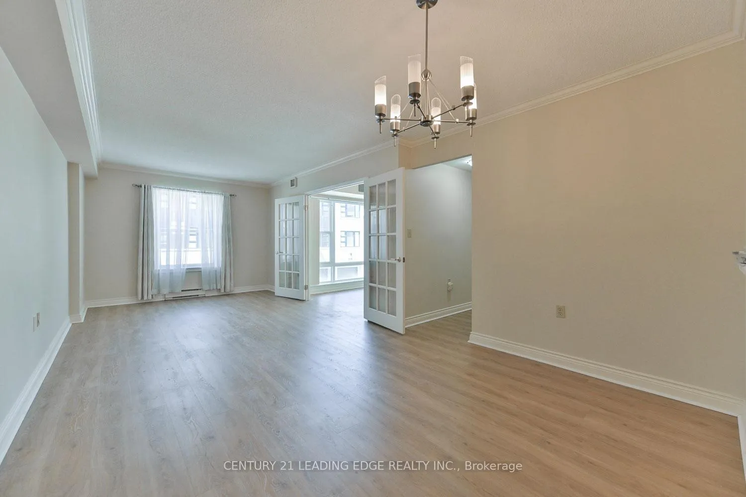 Photo 10 of Unit 214, 100 Anna Russell Way, Markham, Unionville — HOMEH
