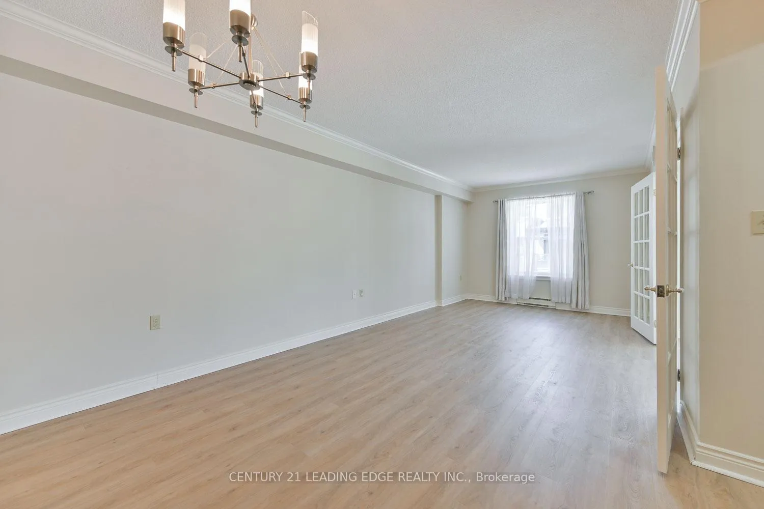 Photo 11 of Unit 214, 100 Anna Russell Way, Markham, Unionville — HOMEH