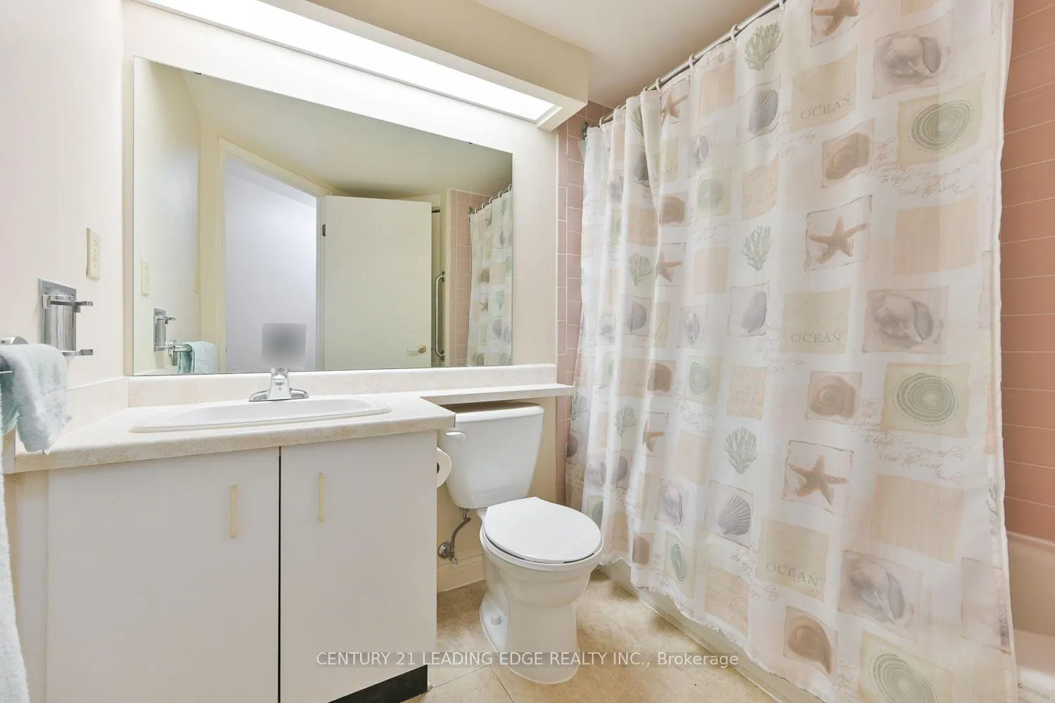 Photo 25 of Unit 214, 100 Anna Russell Way, Markham, Unionville — HOMEH