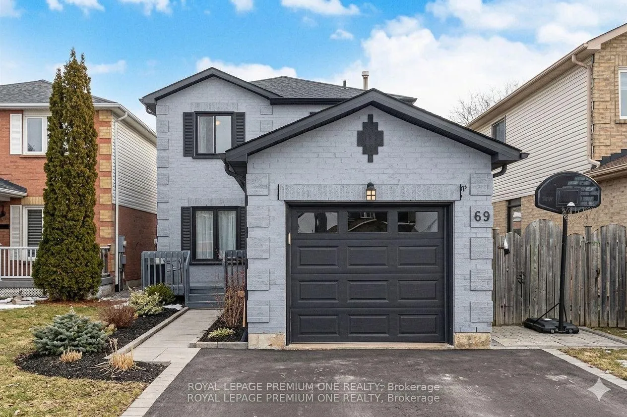 Photo 1 of 69 Mcknight Crescent, New Tecumseth, Tottenham — HOMEH