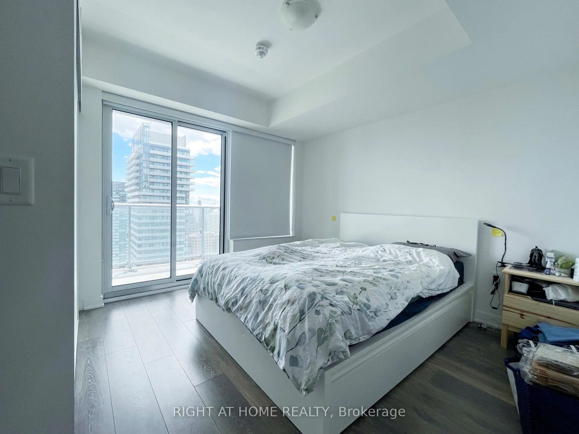 Photo 9 of Unit 3104, 195 Redpath Avenue, Toronto, Mount Pleasant West — HOMEH