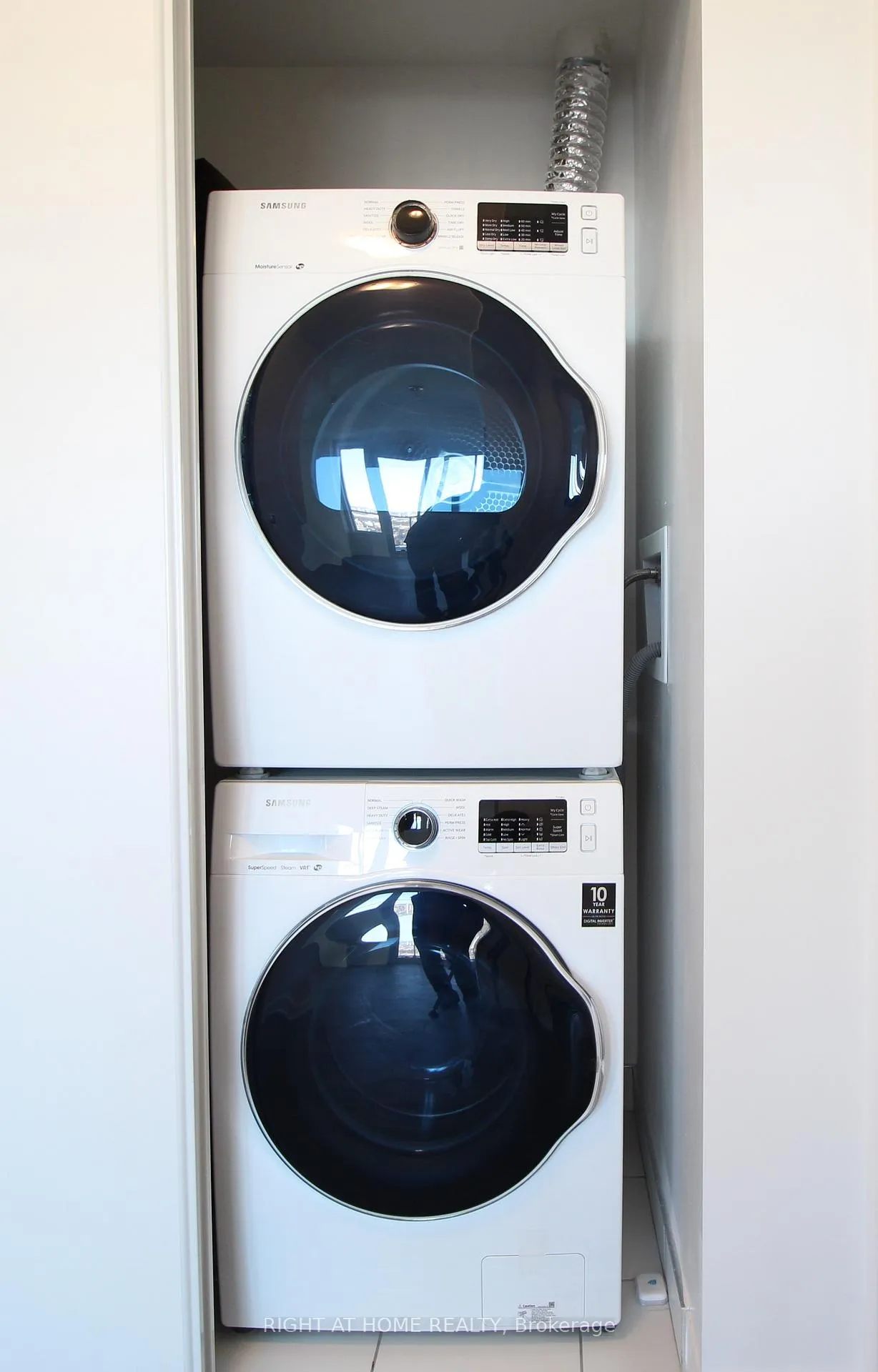 Photo 14 of Unit 3104, 195 Redpath Avenue, Toronto, Mount Pleasant West — HOMEH