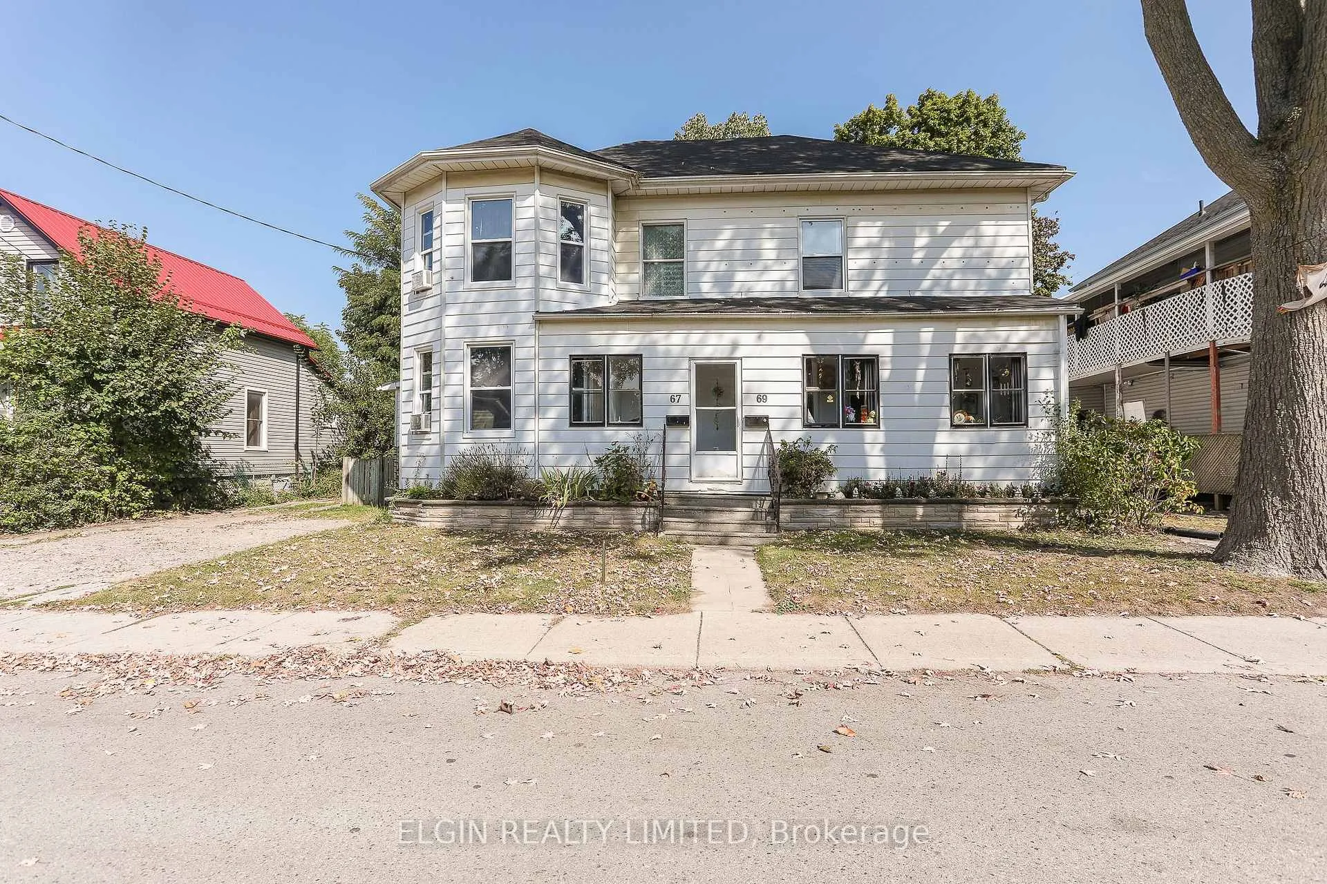 Photo 2 of 67-69 Elizabeth Street, St. Thomas — HOMEH