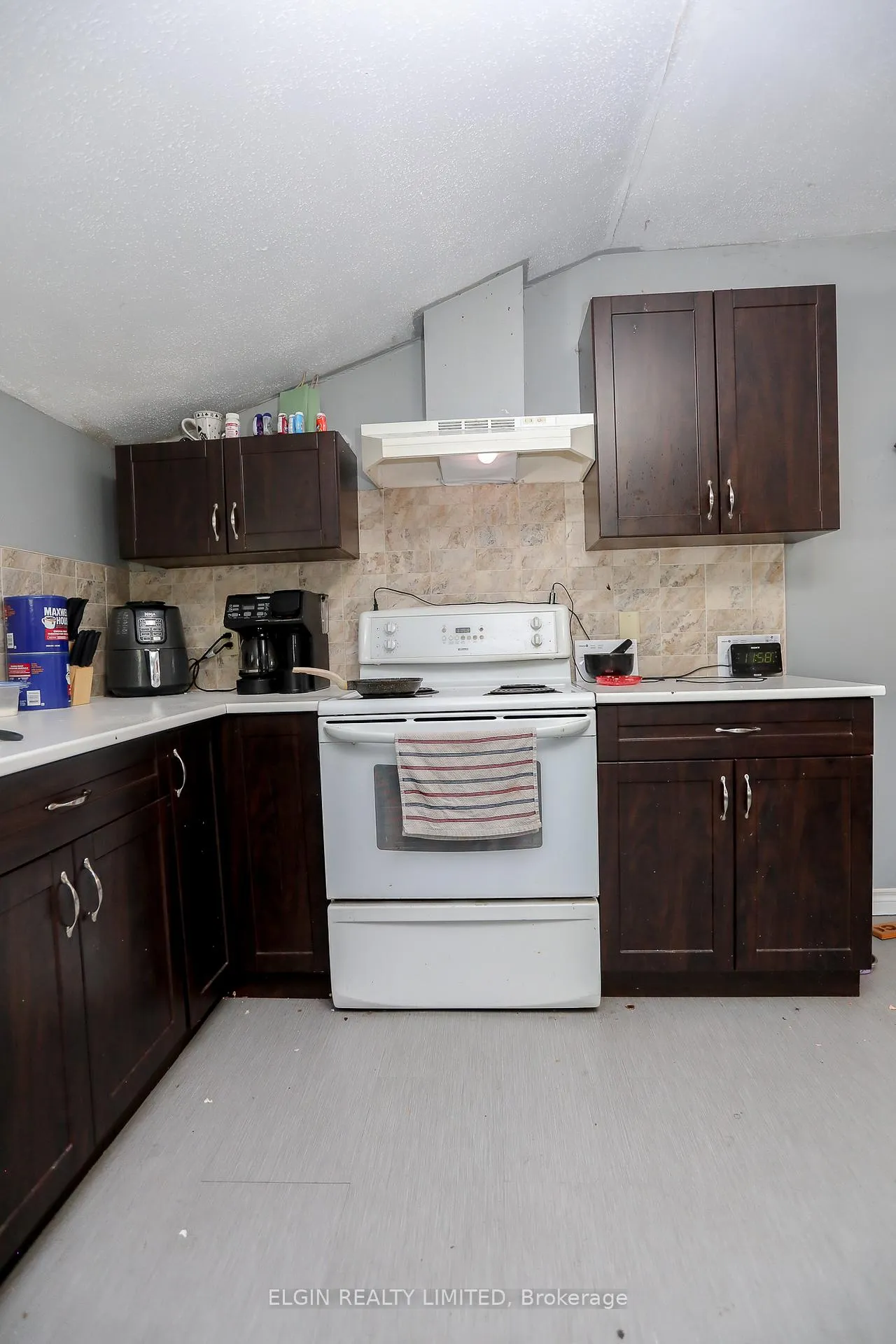 Photo 33 of 67-69 Elizabeth Street, St. Thomas — HOMEH