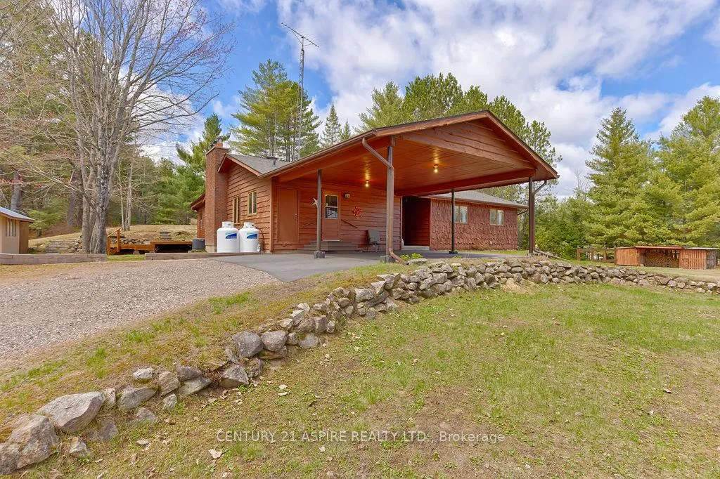 Photo 2 of 212 Eichstaedt Road, Petawawa — HOMEH