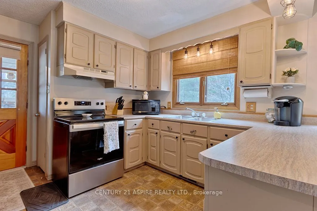 Photo 13 of 212 Eichstaedt Road, Petawawa — HOMEH