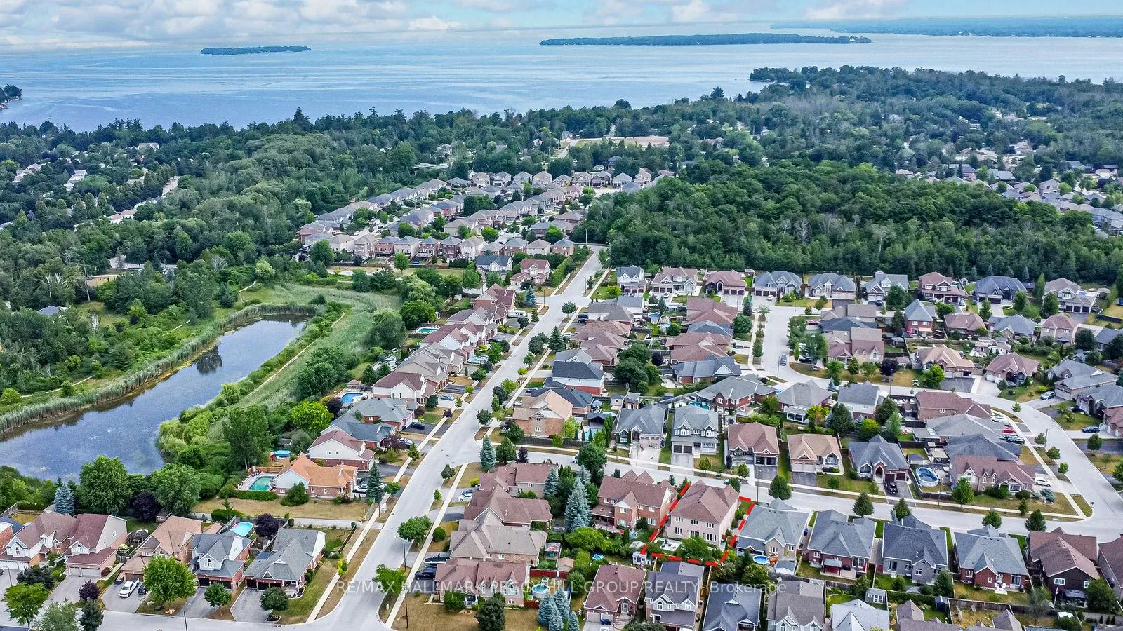 Photo 2 of 1746 Angus Street, Innisfil, Alcona — HOMEH