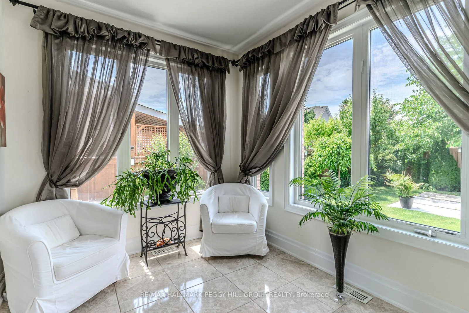 Photo 6 of 1746 Angus Street, Innisfil, Alcona — HOMEH