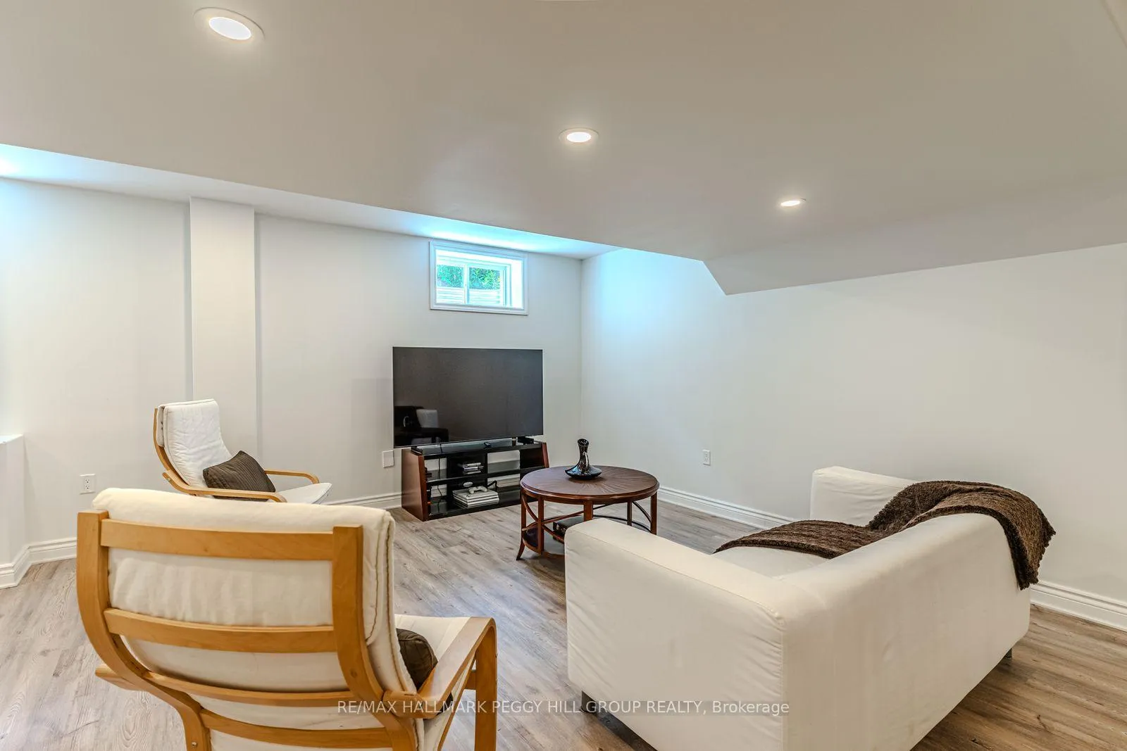 Photo 20 of 1746 Angus Street, Innisfil, Alcona — HOMEH