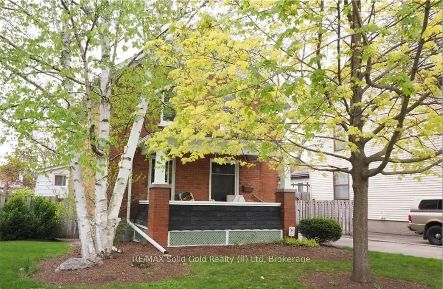 Photo 3 of 373 Garden Avenue, Cambridge — HOMEH
