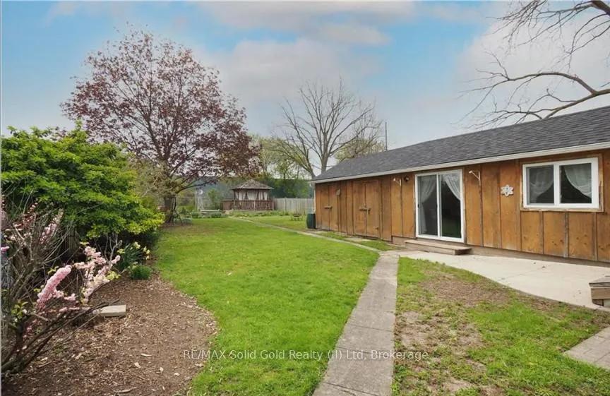 Photo 37 of 373 Garden Avenue, Cambridge — HOMEH