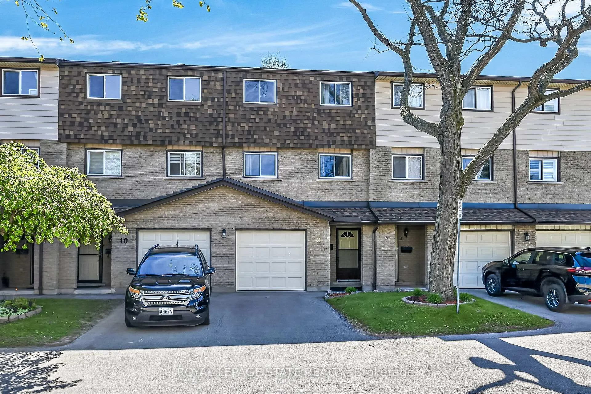 Photo 1 of Unit 9, 1455 Garth Street, Hamilton, Sheldon — HOMEH