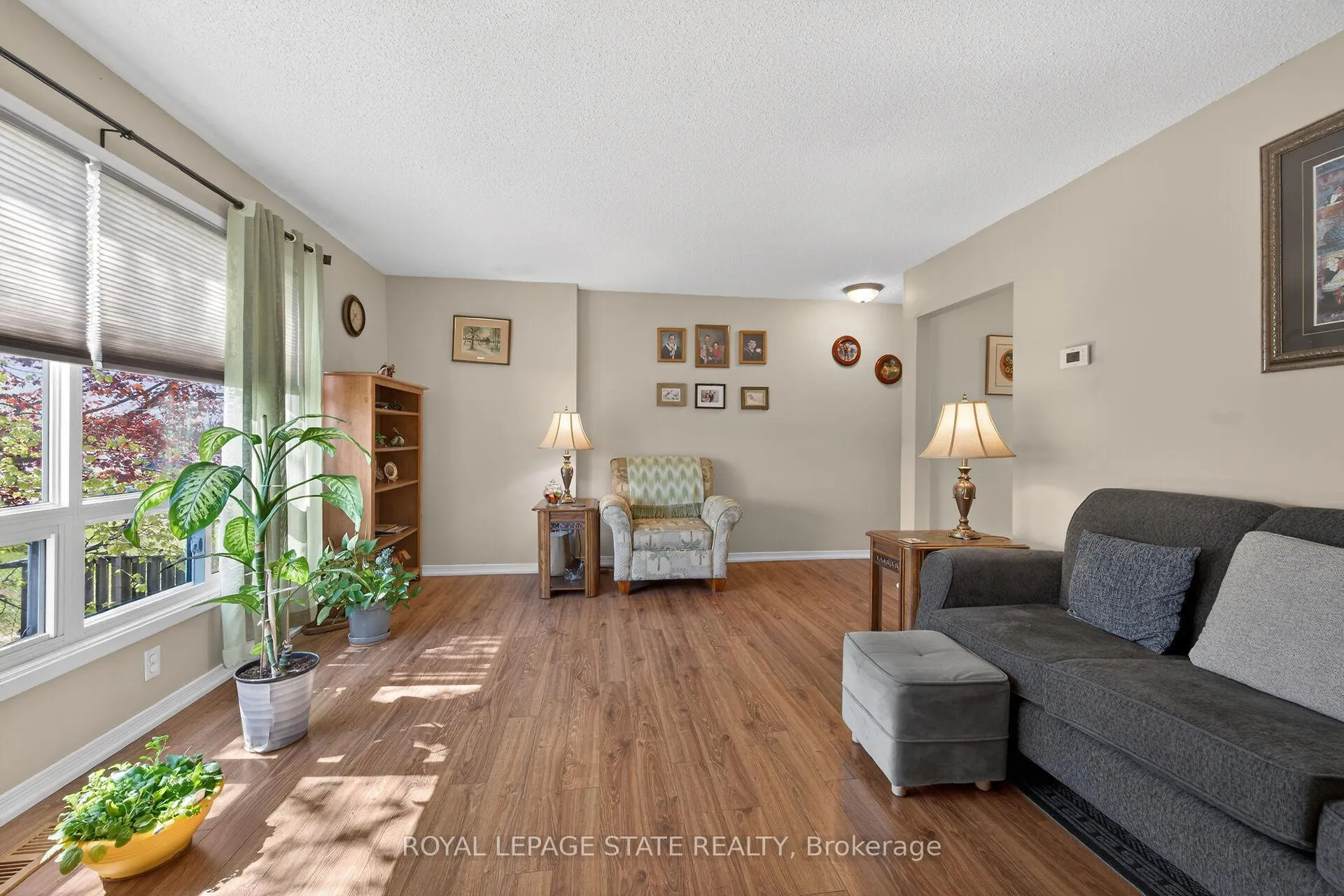 Photo 13 of Unit 9, 1455 Garth Street, Hamilton, Sheldon — HOMEH