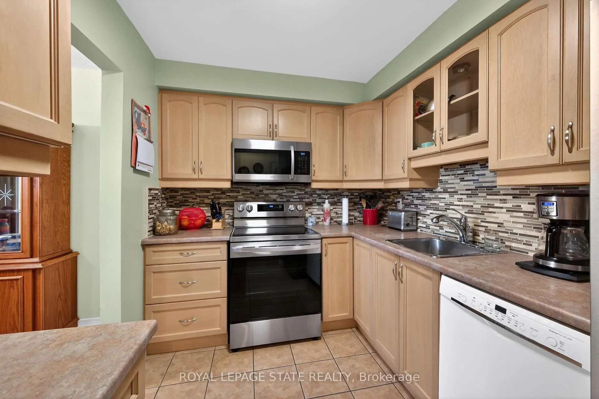 Photo 16 of Unit 9, 1455 Garth Street, Hamilton, Sheldon — HOMEH