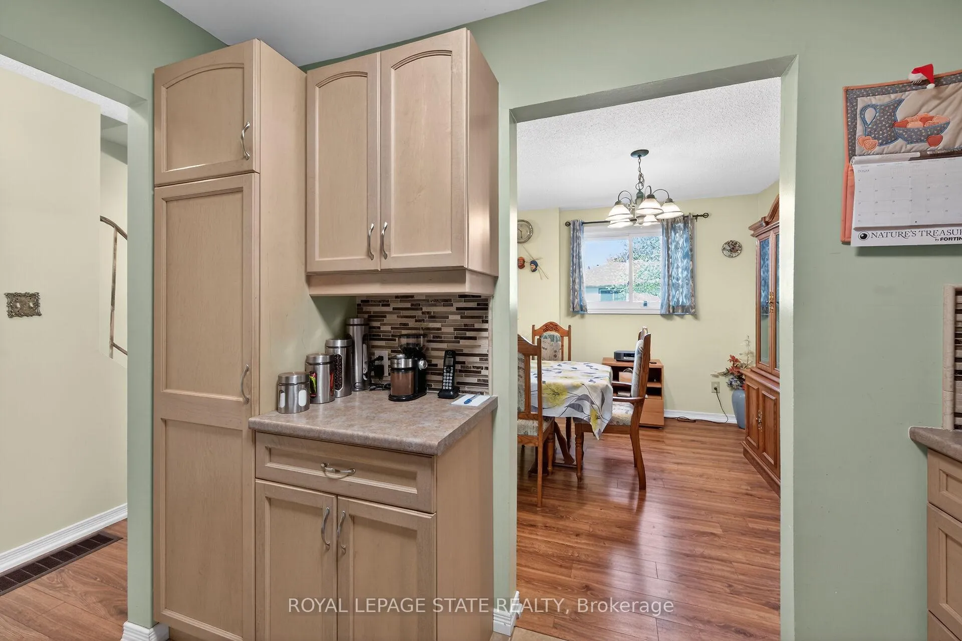 Photo 17 of Unit 9, 1455 Garth Street, Hamilton, Sheldon — HOMEH