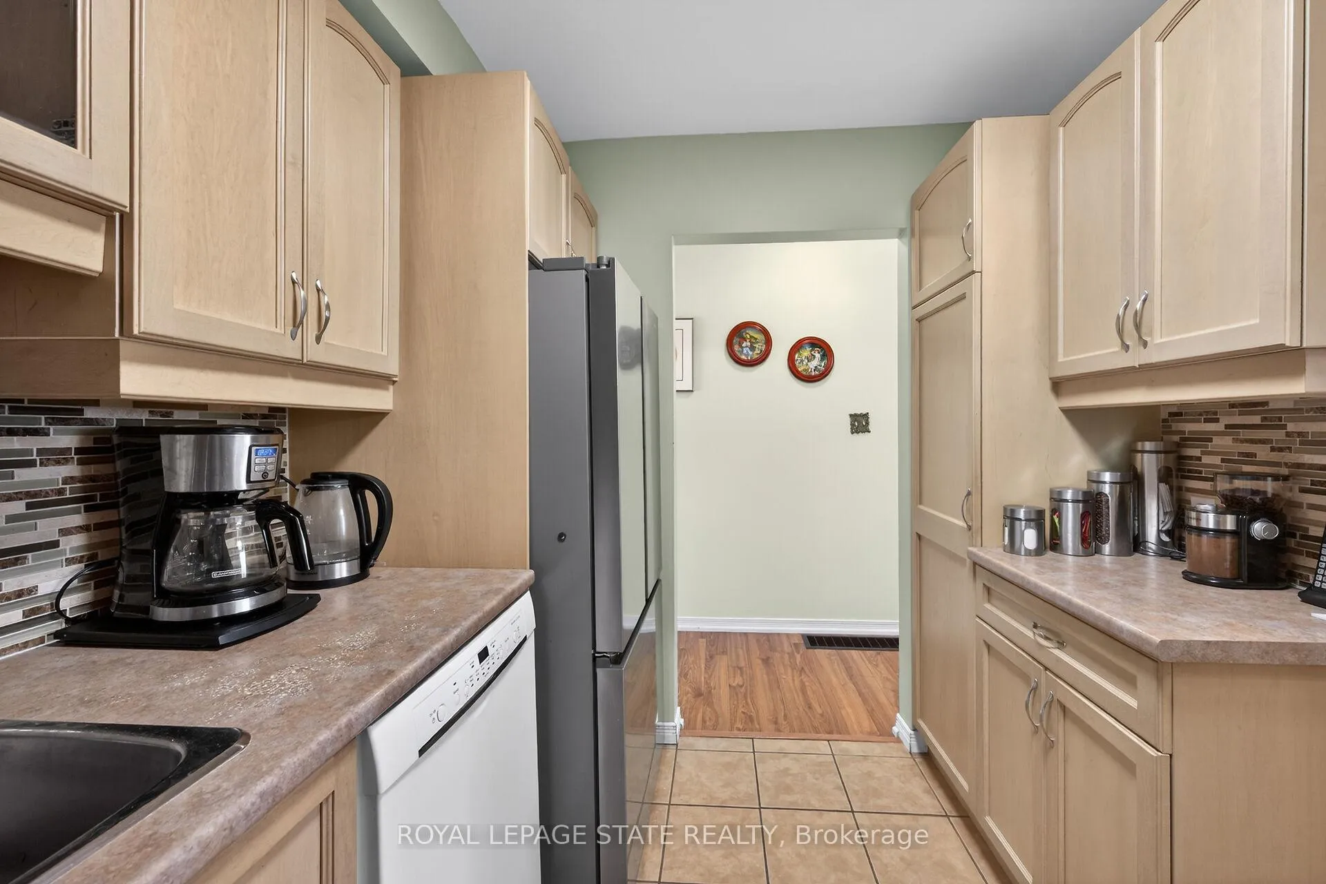 Photo 18 of Unit 9, 1455 Garth Street, Hamilton, Sheldon — HOMEH